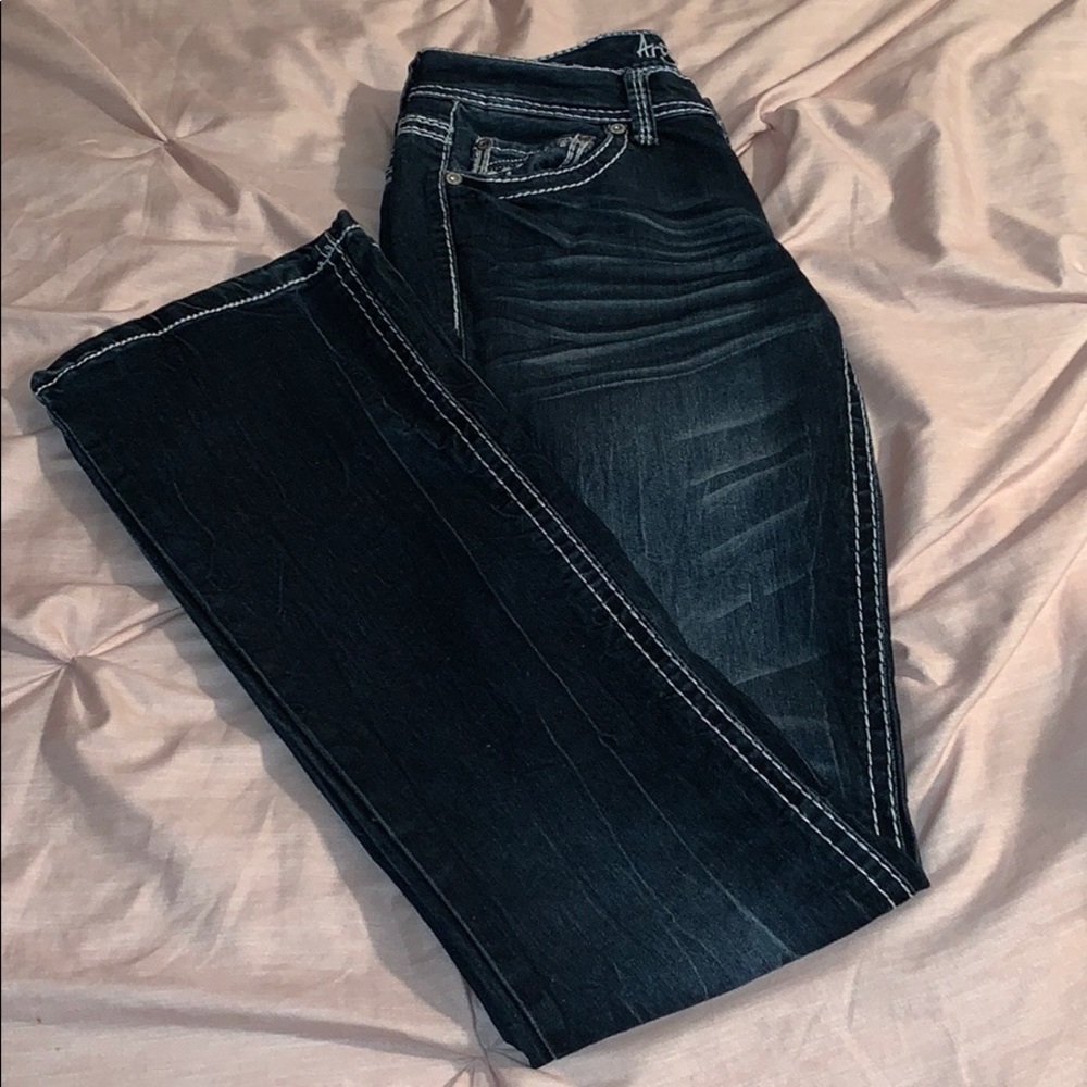 Bootcut Jeans- dark wash
